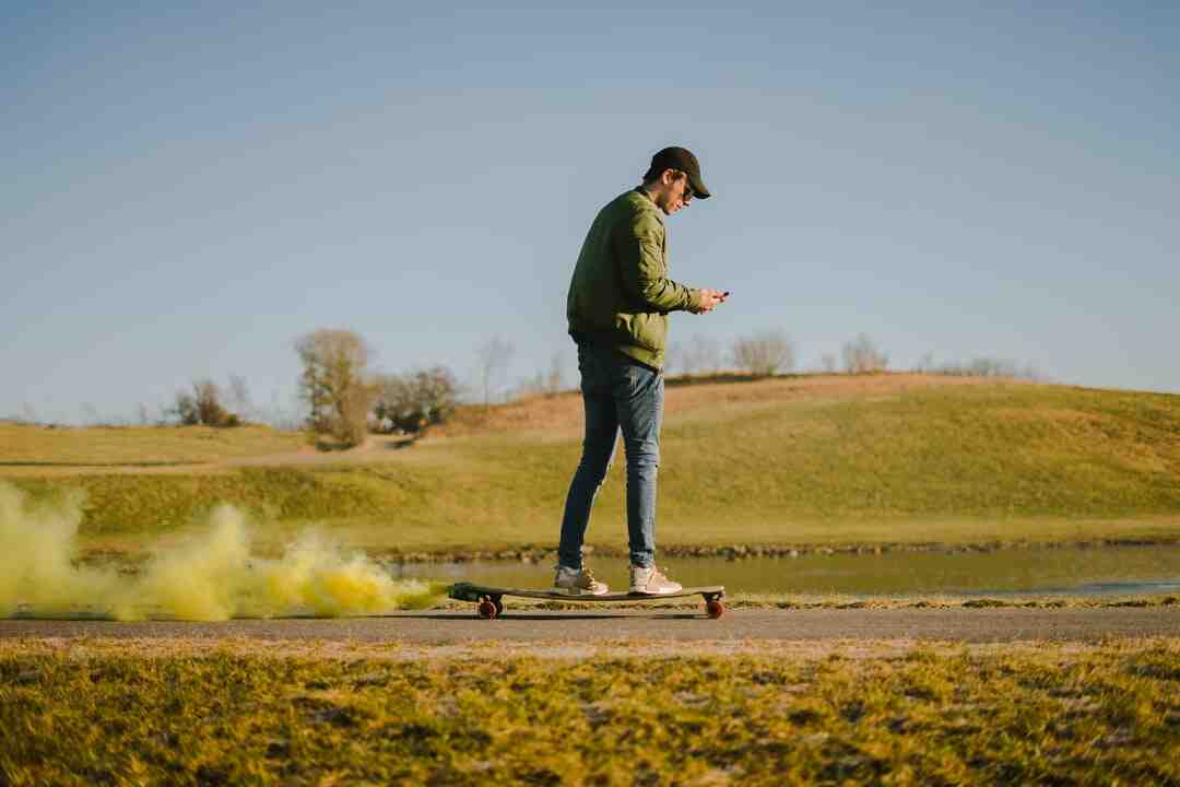 Comment apprendre conduire une voiture automatique ?