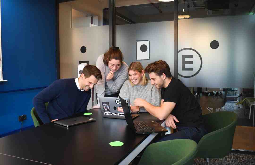 Comment dire merci pour services rendus ?