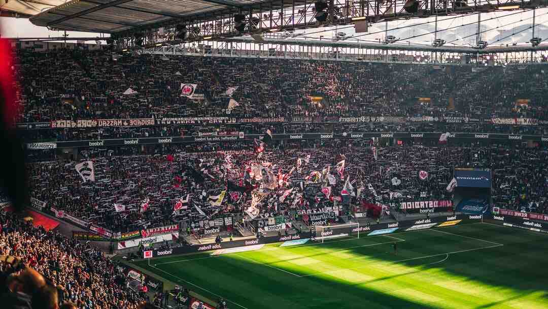 Comment passer de Windows 10 1909 à 20H2 ?