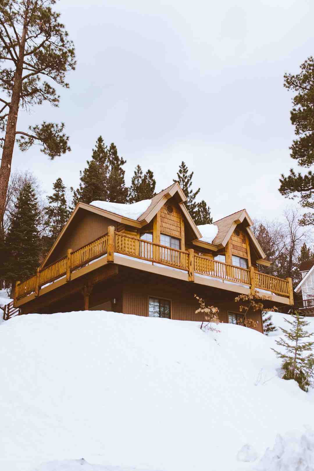 Où habite Jean François gobertier ?