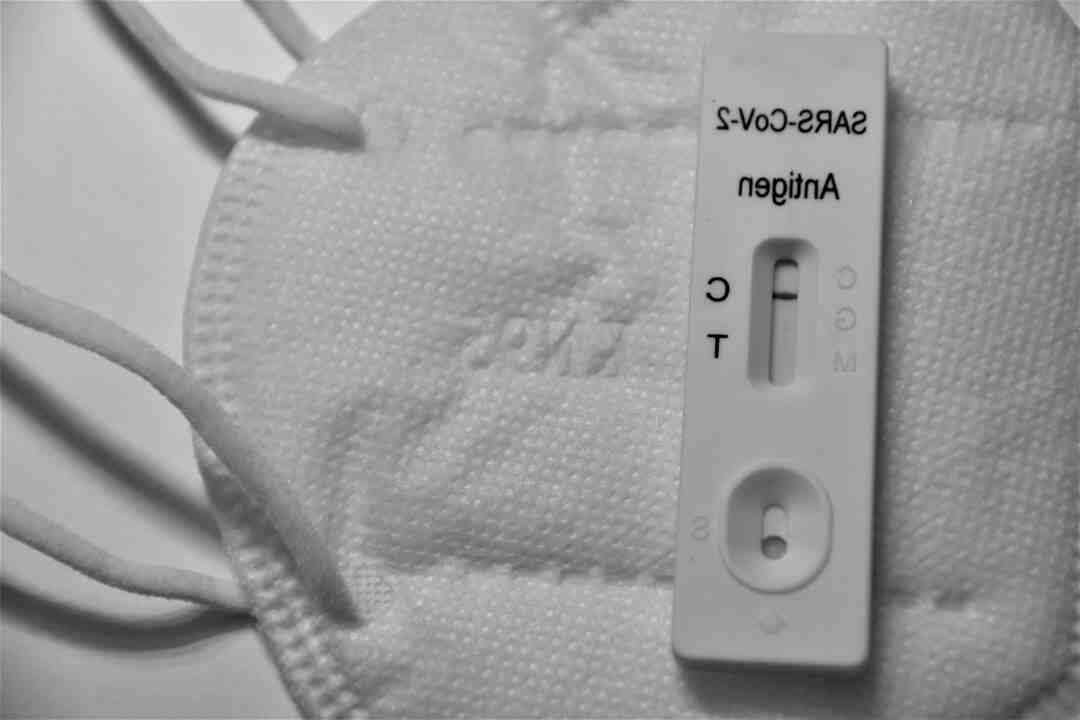 Quel est un des impacts de la vaccination contre le COVID-19 ?