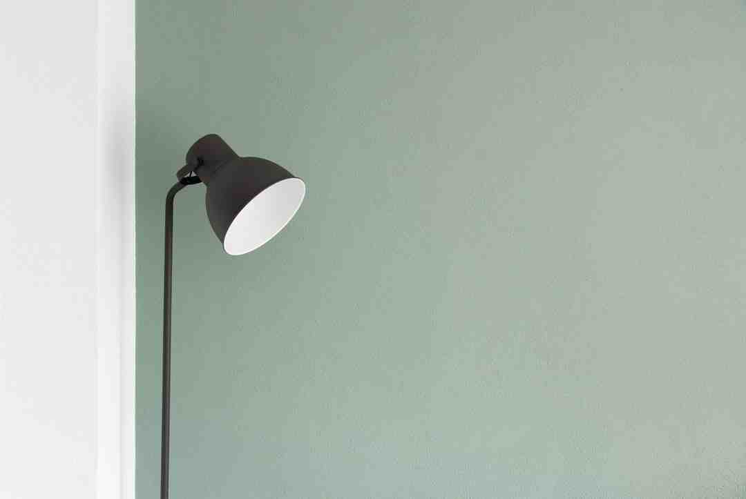 Quel papier peint pour agrandir une petite pièce ?