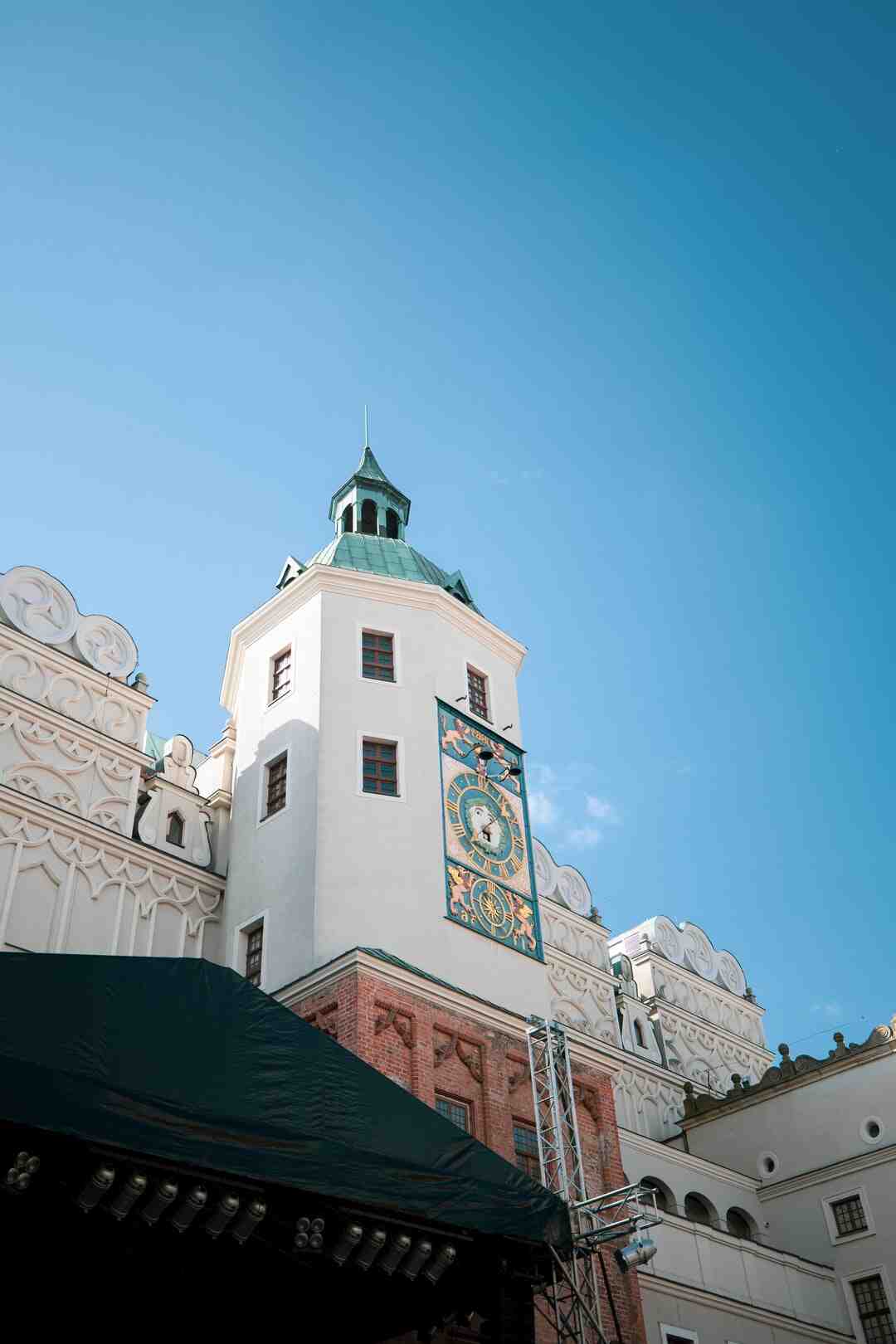 Quelle colle pour arbre à chat ?