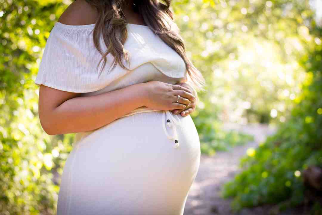 Quelle est la meilleure position pour sentir bébé bouger ?