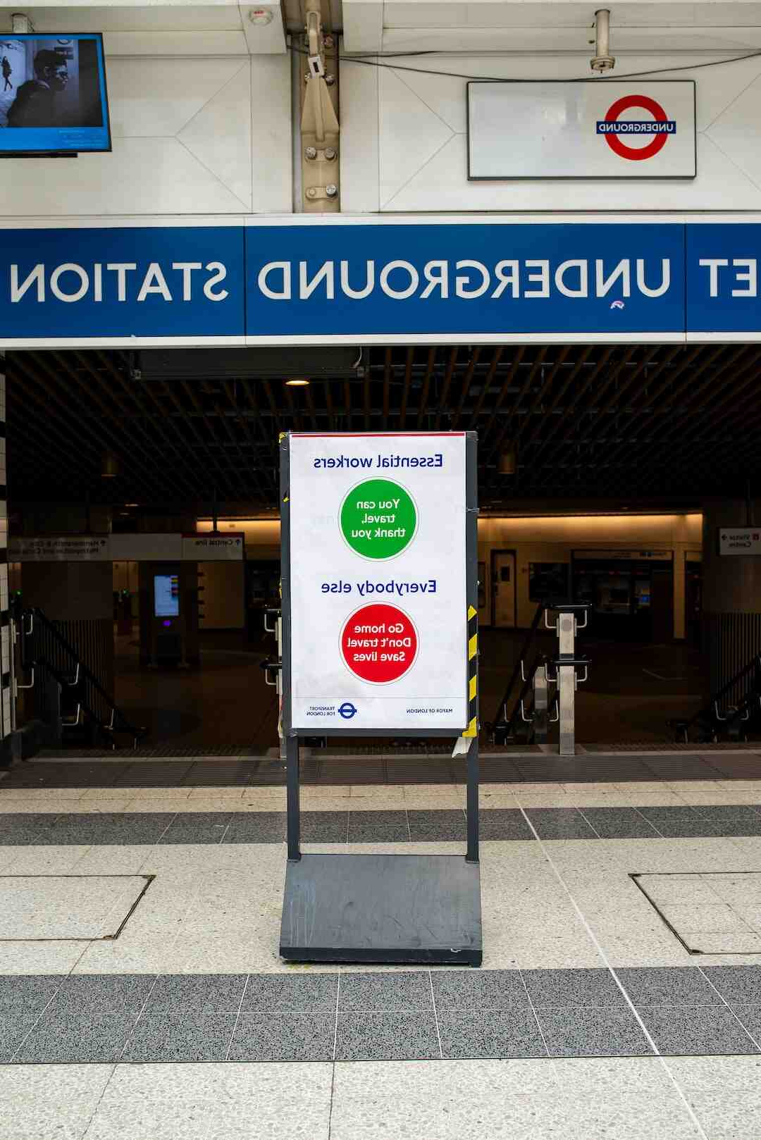 Est-ce que le paracétamol est utilisé pour traiter la COVID-19 ?