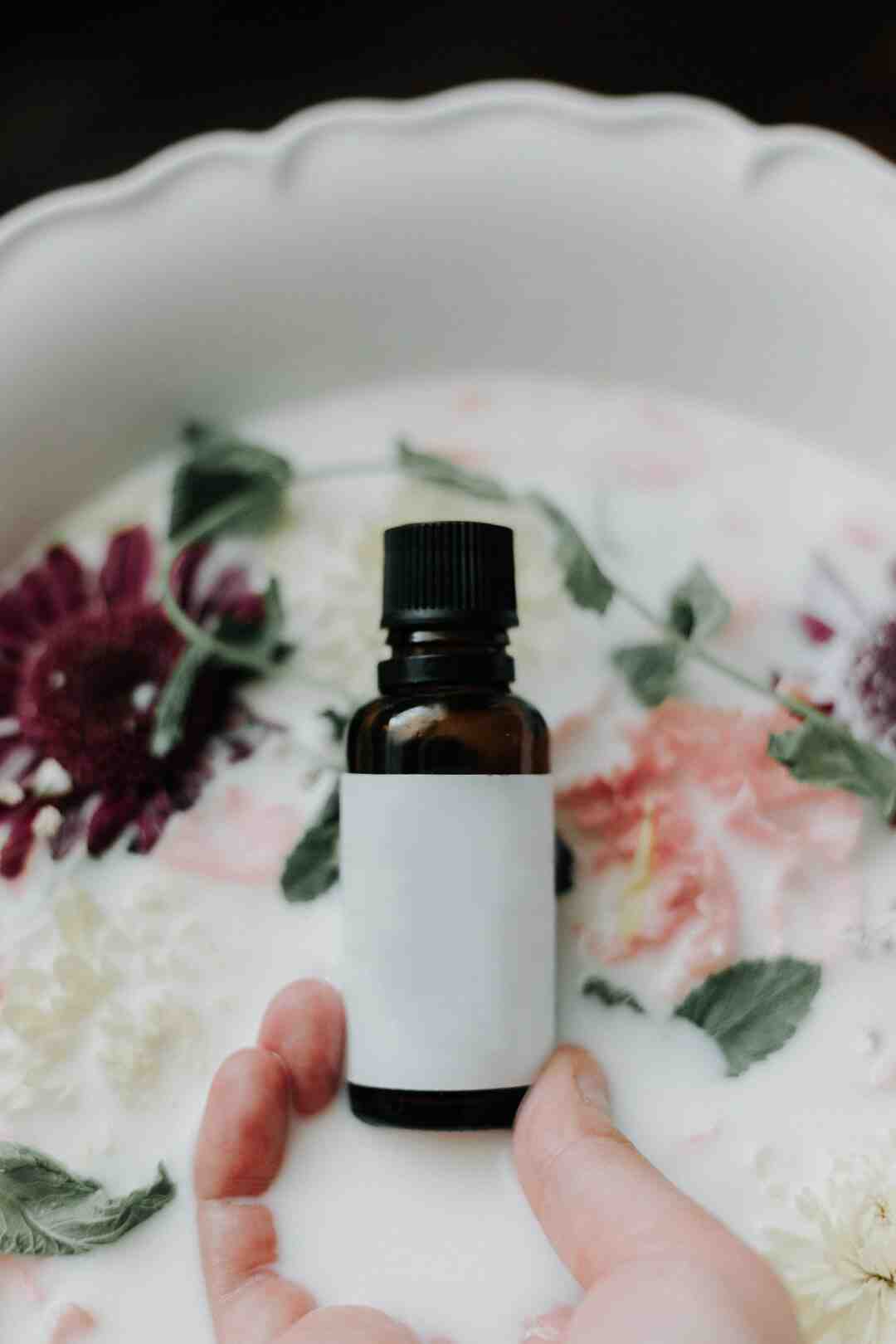 Quel est l'huile qui fait pousser les cheveux ?