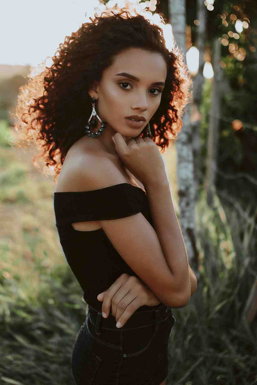 Quelle est la couleur de peau des Indiens ?