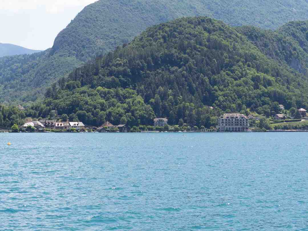 Quelle plage choisir à Annecy ?