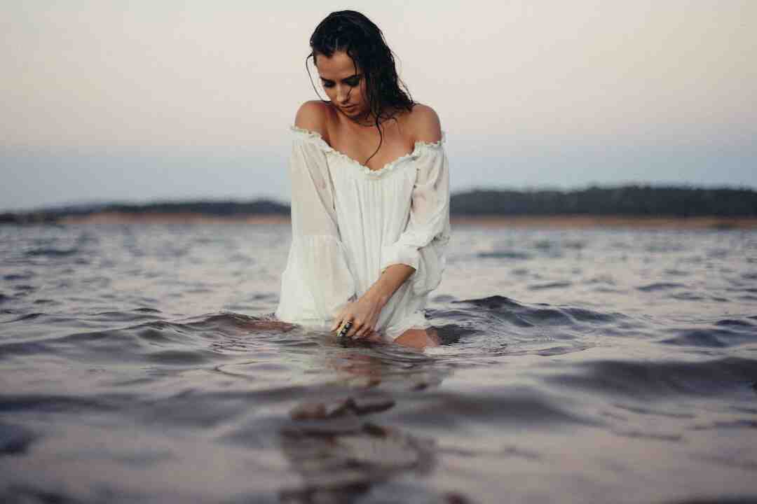 Qui bouge beaucoup fille ou garçon ?