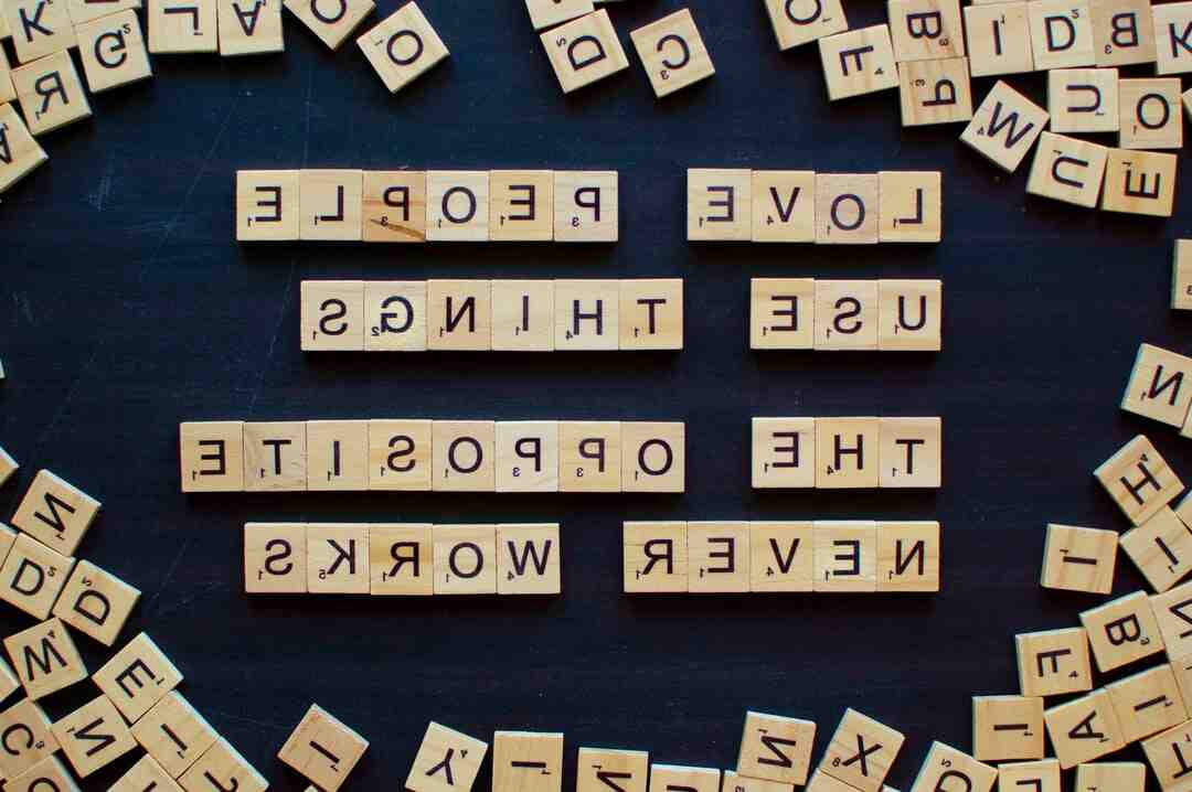 Comment commencer un début de phrase ?