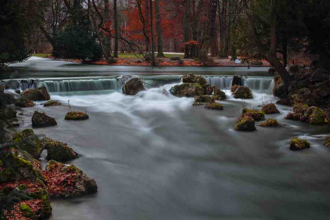 Est-ce qu'on peut dire très cordialement ?