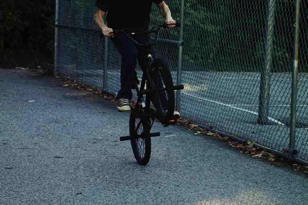 Pourquoi mettre un sparadrap sur le nombril ?